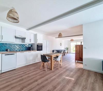 Immeuble - 366 m²