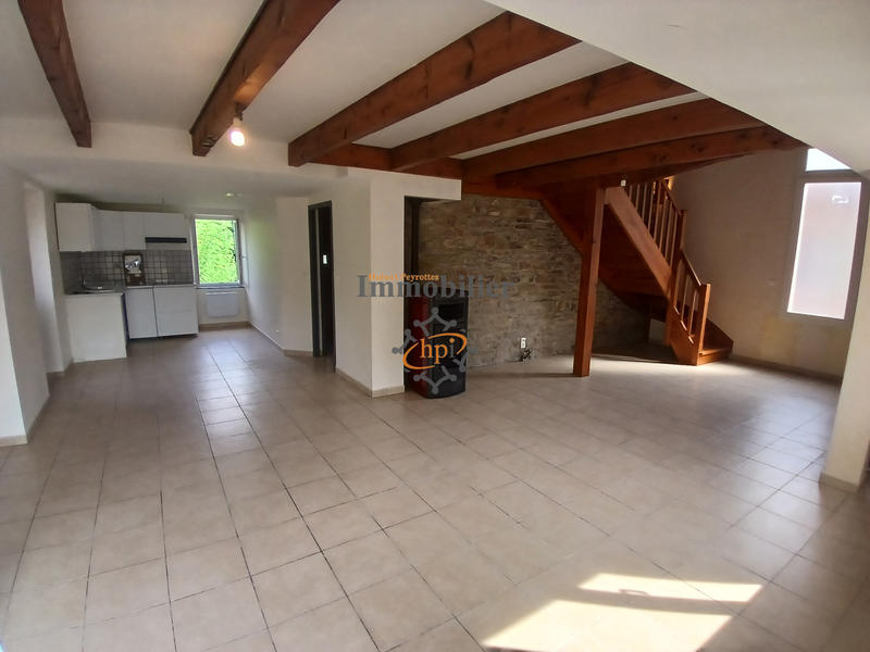 Maison - 112 m² - 4 pièces