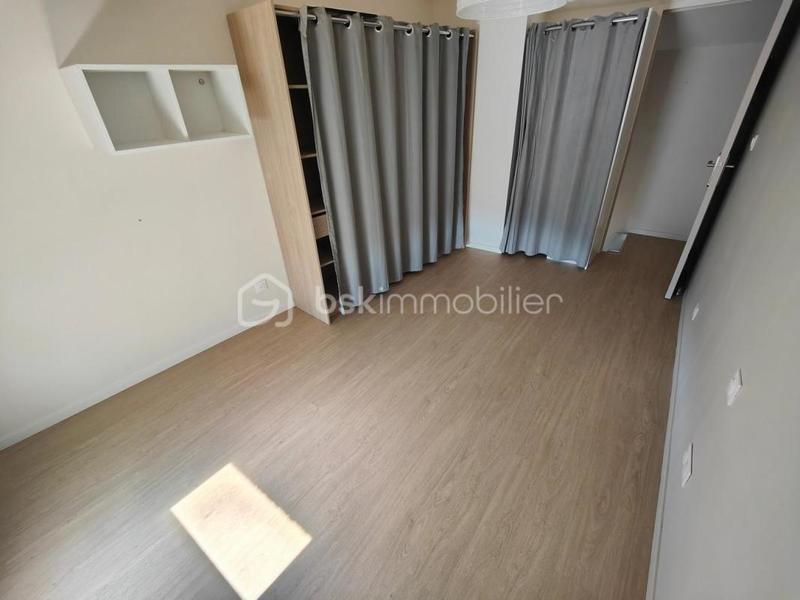 Villa - 80 m² - 4 pièces