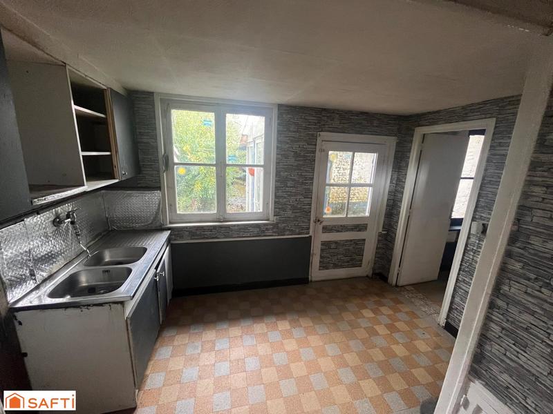 Maison - 140 m² - 5 pièces