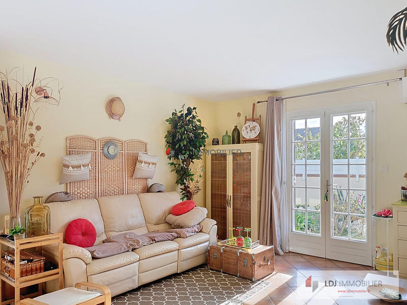 Maison - 95 m² - 4 pièces