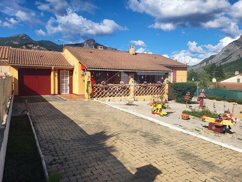 Maison - 89 m² - 4 pièces