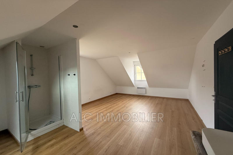 Maison - 151 m² - 7 pièces