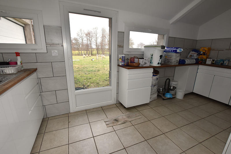 Longère - 231 m² - 7 pièces