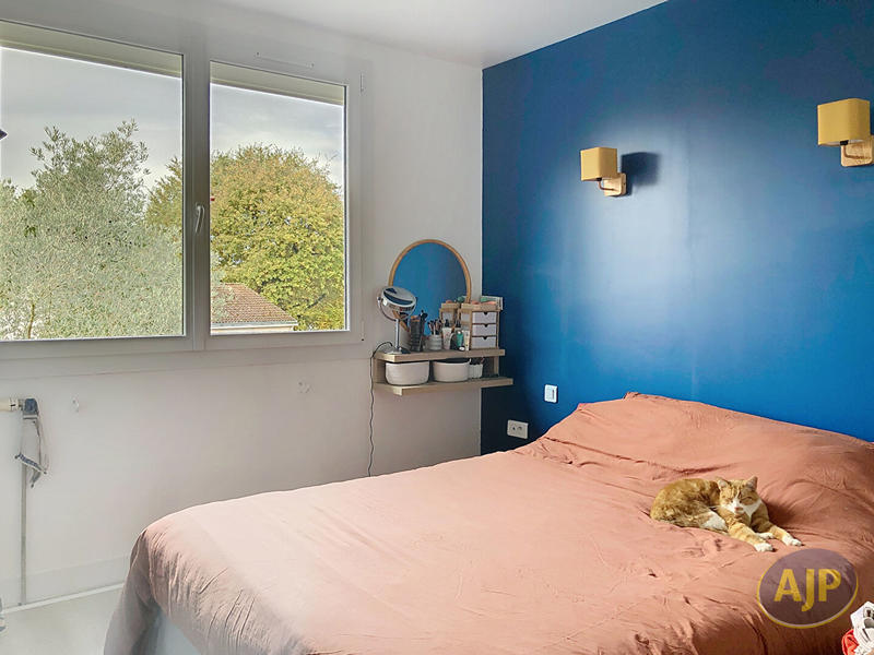 Maison - 127 m² - 8 pièces