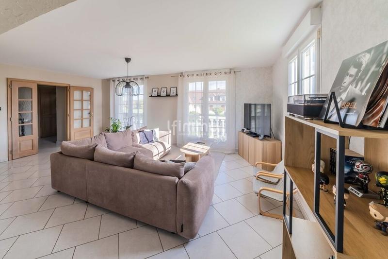 Maison - 145 m² - 5 pièces