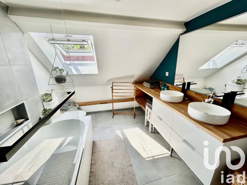 Maison - 101 m² - 3 pièces