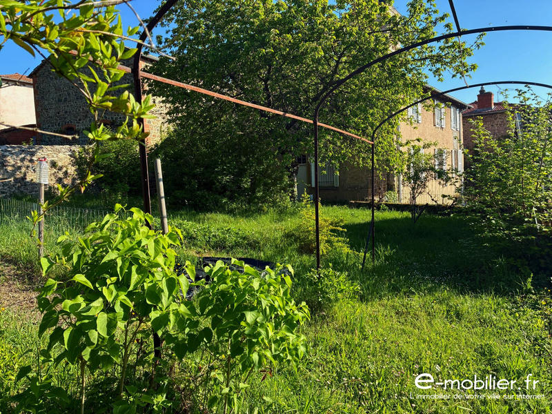 Maison ancienne - 220 m² - 9 pièces