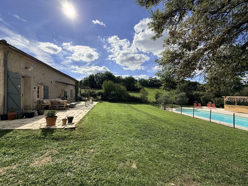 Maison - 140 m² - 5 pièces