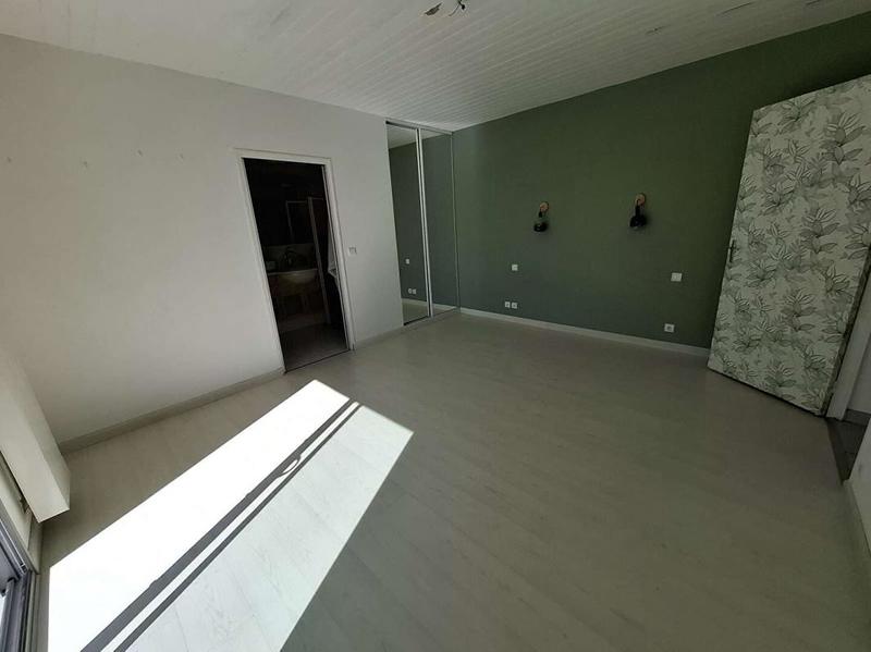 Maison - 140 m² - 8 pièces