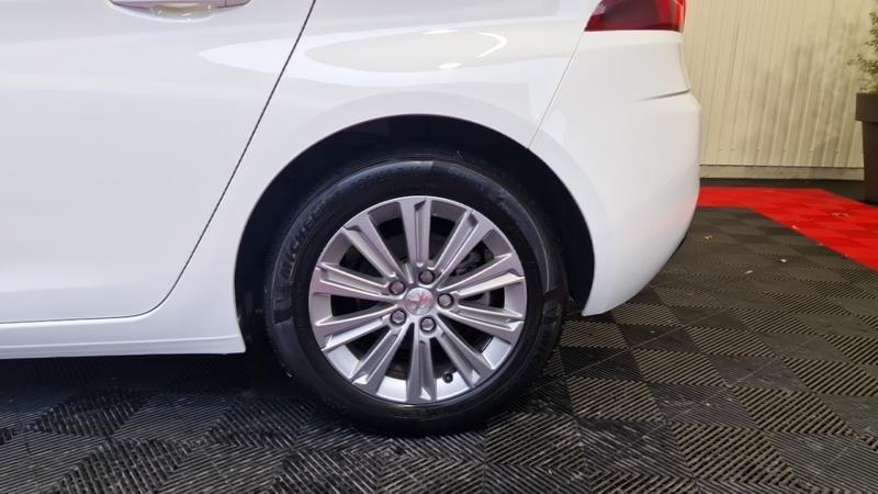 Peugeot 308 Bluehdi 130ch Ss Eat8 Allure