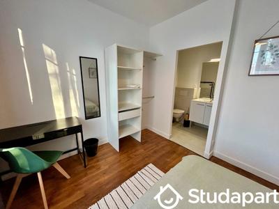 Chambre - 13 m² - 1 pièce