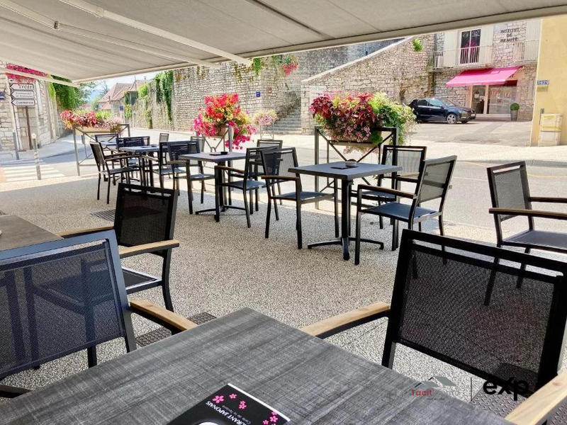 Fonds de commerce - 979 m²