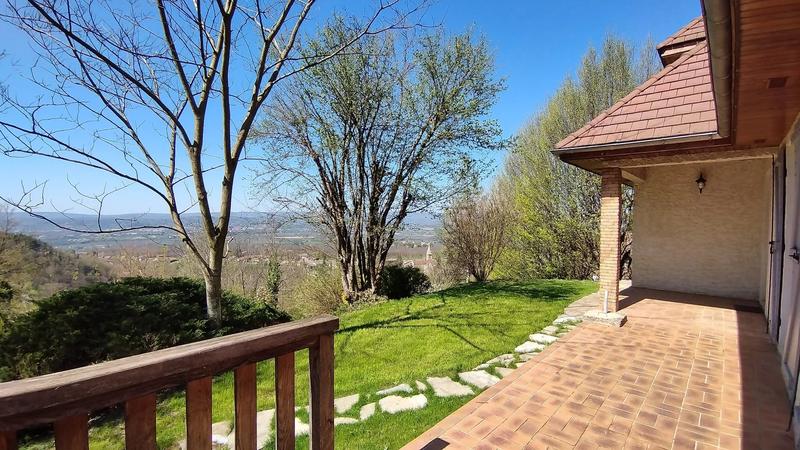 Maison - 136 m² - 6 pièces