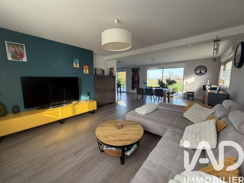 Maison - 230 m² - 5 pièces