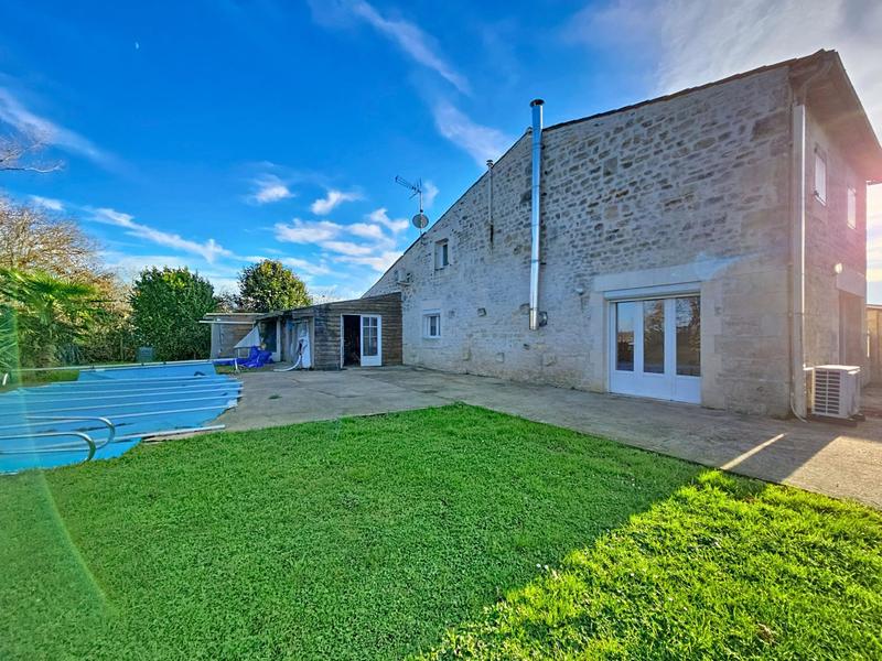 Maison - 120 m² - 5 pièces