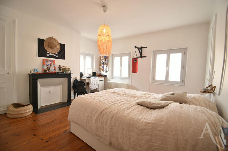 Maison - 151 m² - 7 pièces