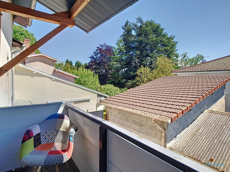 Maison - 99 m² - 5 pièces