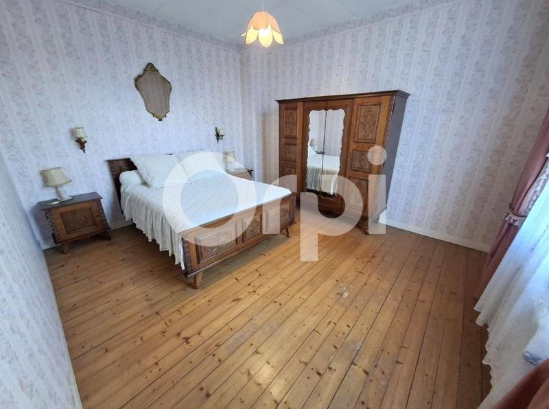 Maison - 105 m² - 5 pièces