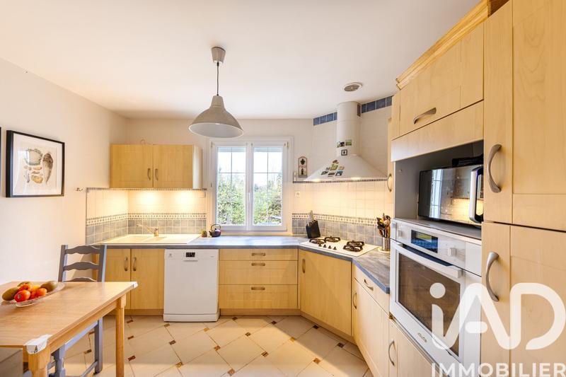 Maison - 143 m² - 7 pièces