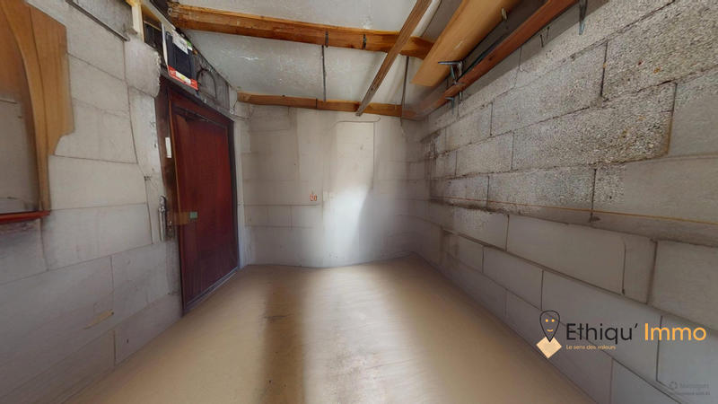 Maison - 80 m² - 6 pièces