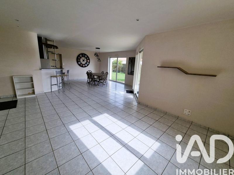 Maison - 121 m² - 6 pièces