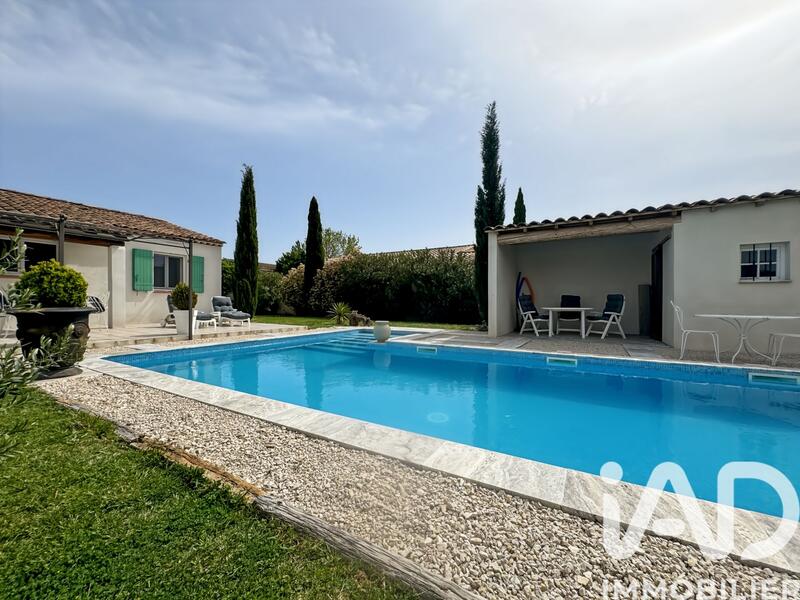 Maison - 96 m² - 4 pièces