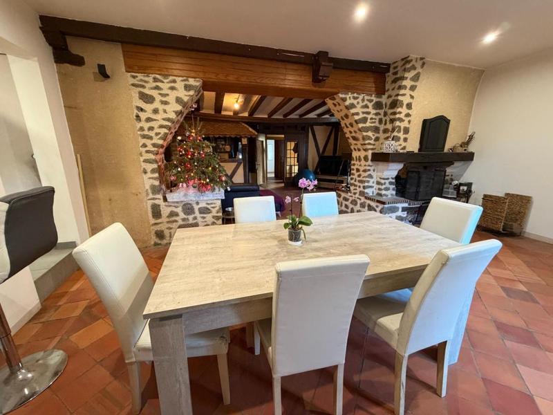 Maison en pierre - 165 m² - 5 pièces