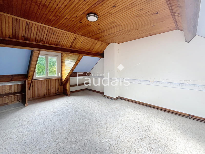 Maison - 122 m² - 6 pièces