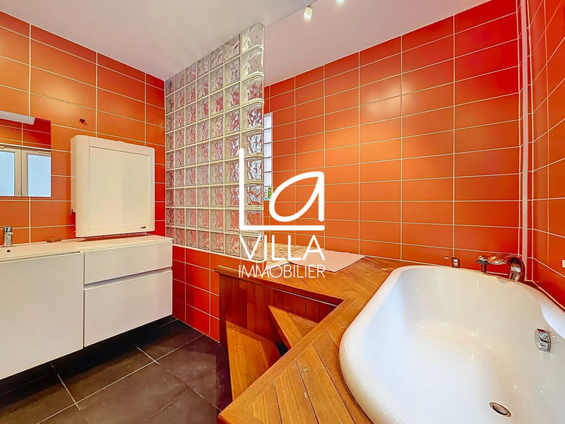 Appartement - 138 m² - 5 pièces