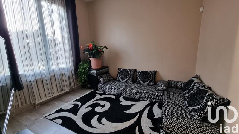 Maison - 201 m² - 6 pièces