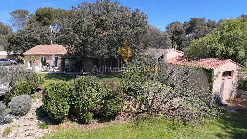 Maison - 185 m² - 7 pièces