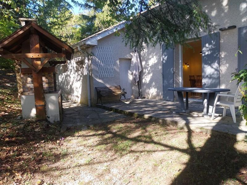 Maison - 180 m² - 7 pièces