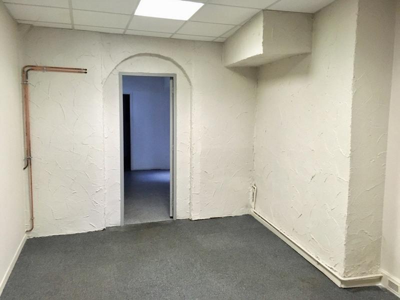 Bureau - 93 m²