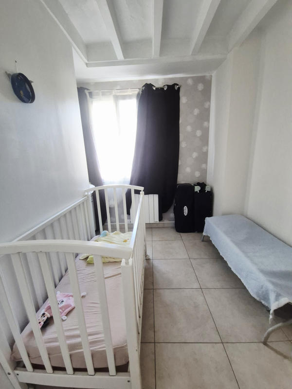 Maison - 214 m² - 8 pièces