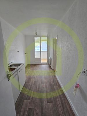 Appartement - 81 m² - 5 pièces