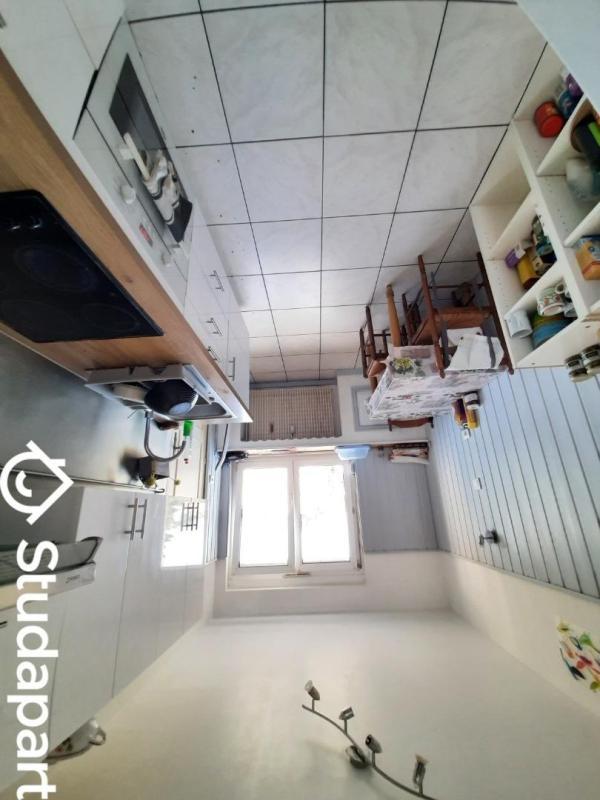 Chambre - 11 m² - 1 pièce