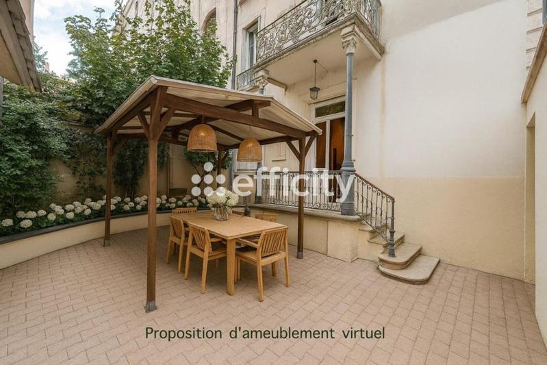 Appartement - 107 m² - 4 pièces