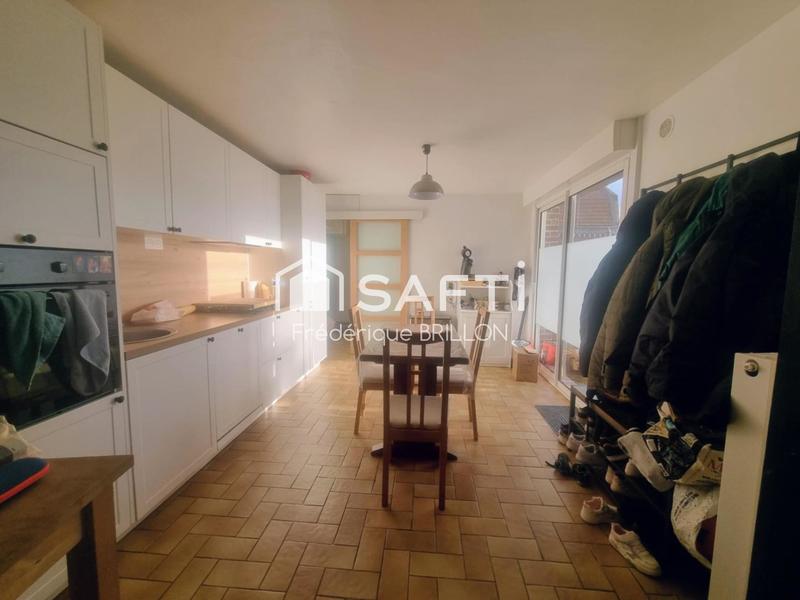 Maison - 94 m² - 4 pièces