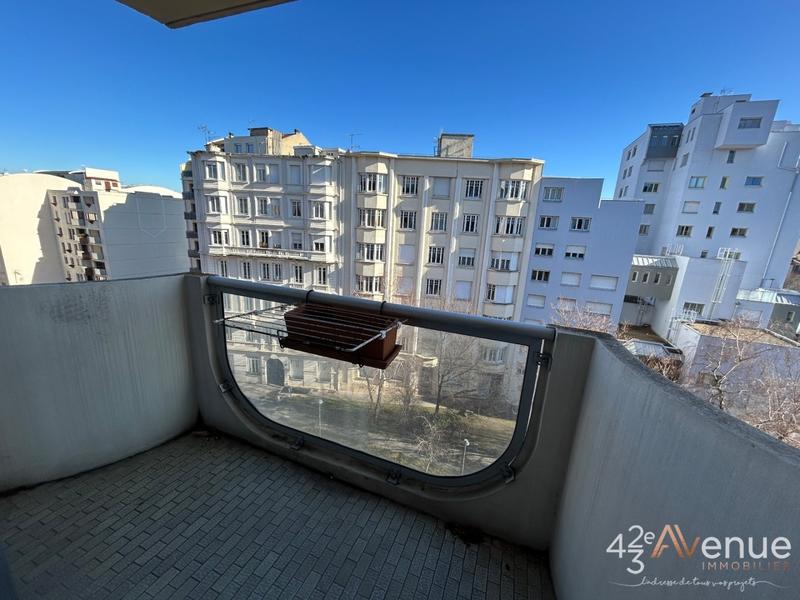 Appartement - 92 m² - 4 pièces