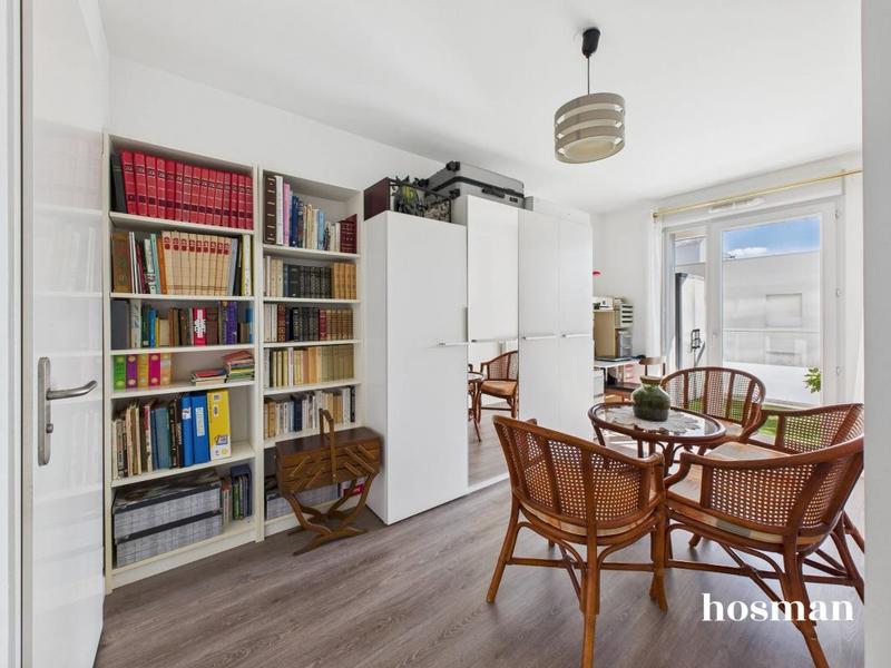 Appartement - 97 m² - 5 pièces