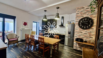 Maison - 150 m² - 8 pièces