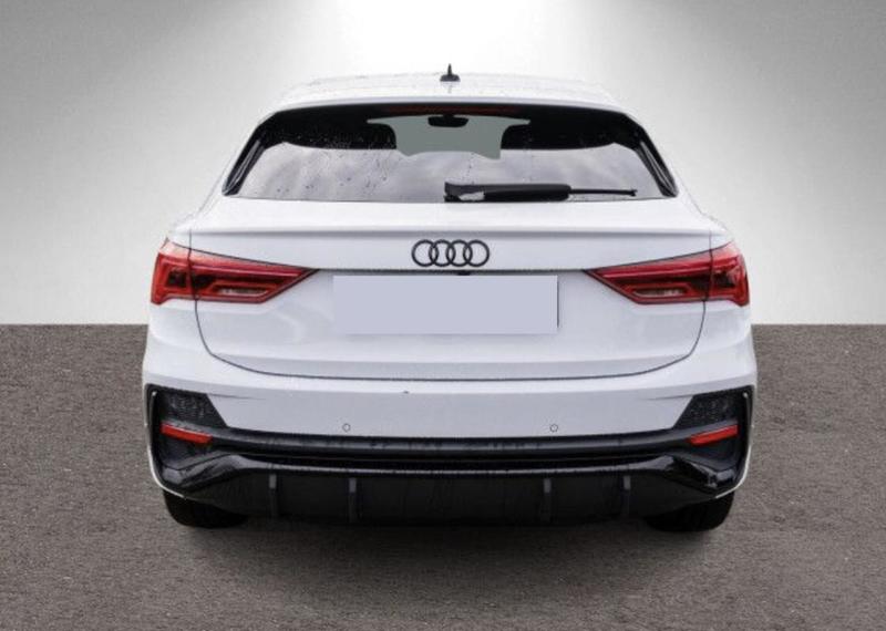 Audi Q3 Sportback 45 TFSIe 245 s-Line Hybride Rechargeable / Camera de Recul Sieges Elec Coffre Regulateur Distance Keyless