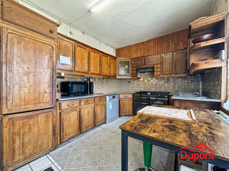 Maison - 263 m² - 7 pièces