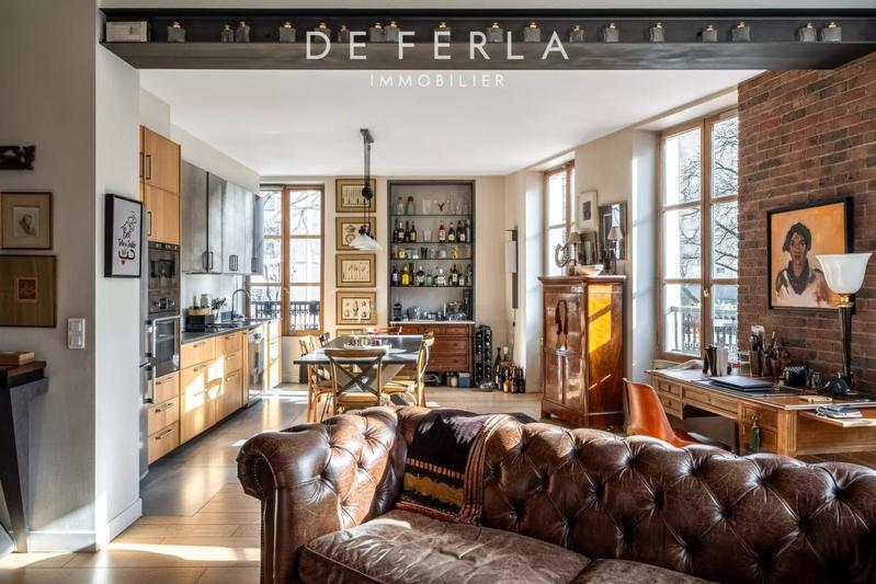 Loft - 73 m² - 2 pièces