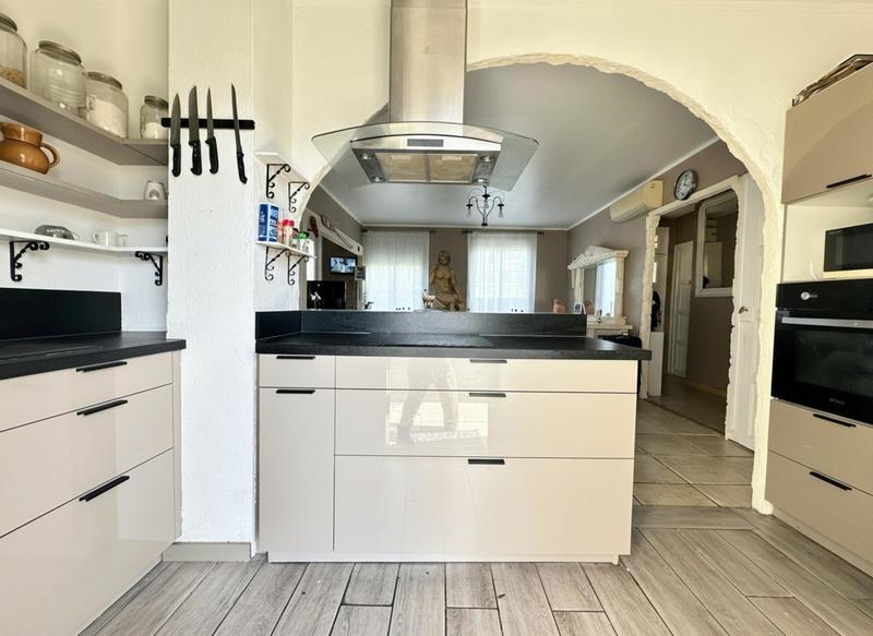 Maison - 80 m² - 3 pièces