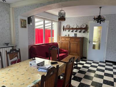 Maison - 120 m² - 7 pièces