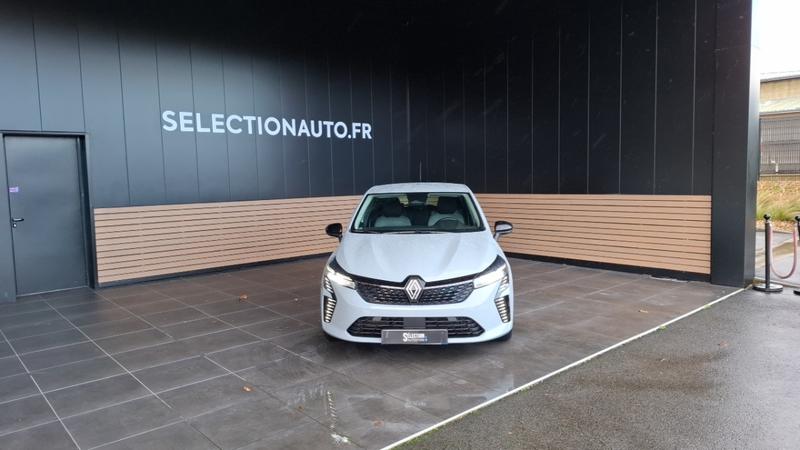 Renault Clio V Evolution E-Tech full hybrid 145