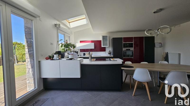 Maison - 140 m² - 6 pièces