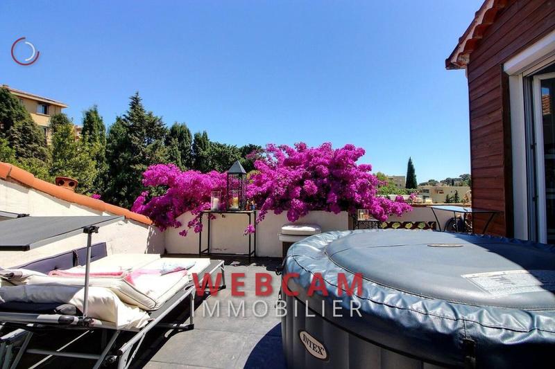 Propriété - 210 m² - 8 pièces